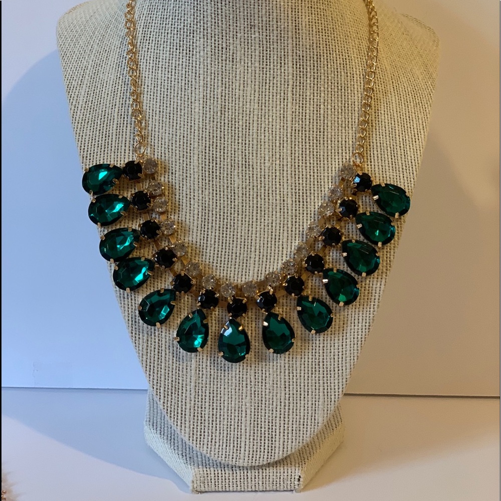 Green Necklace/bracelet